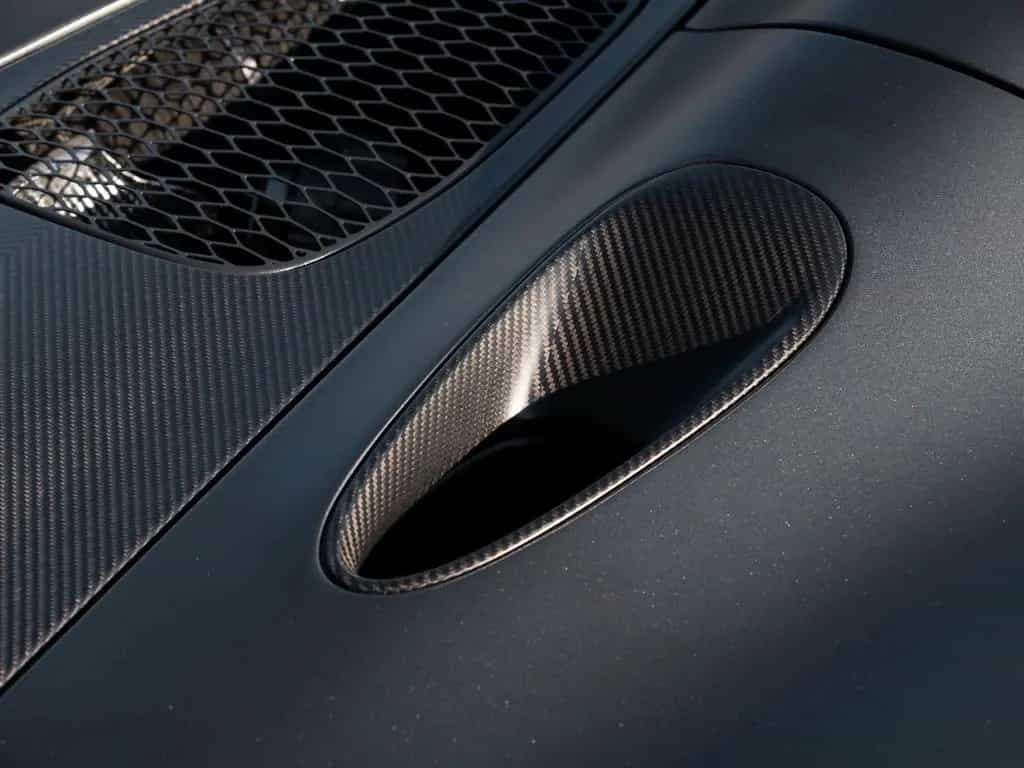 McLaren Elva XP1 / Satin Kilo Grey / Full Carbon Fibre null-photo-22