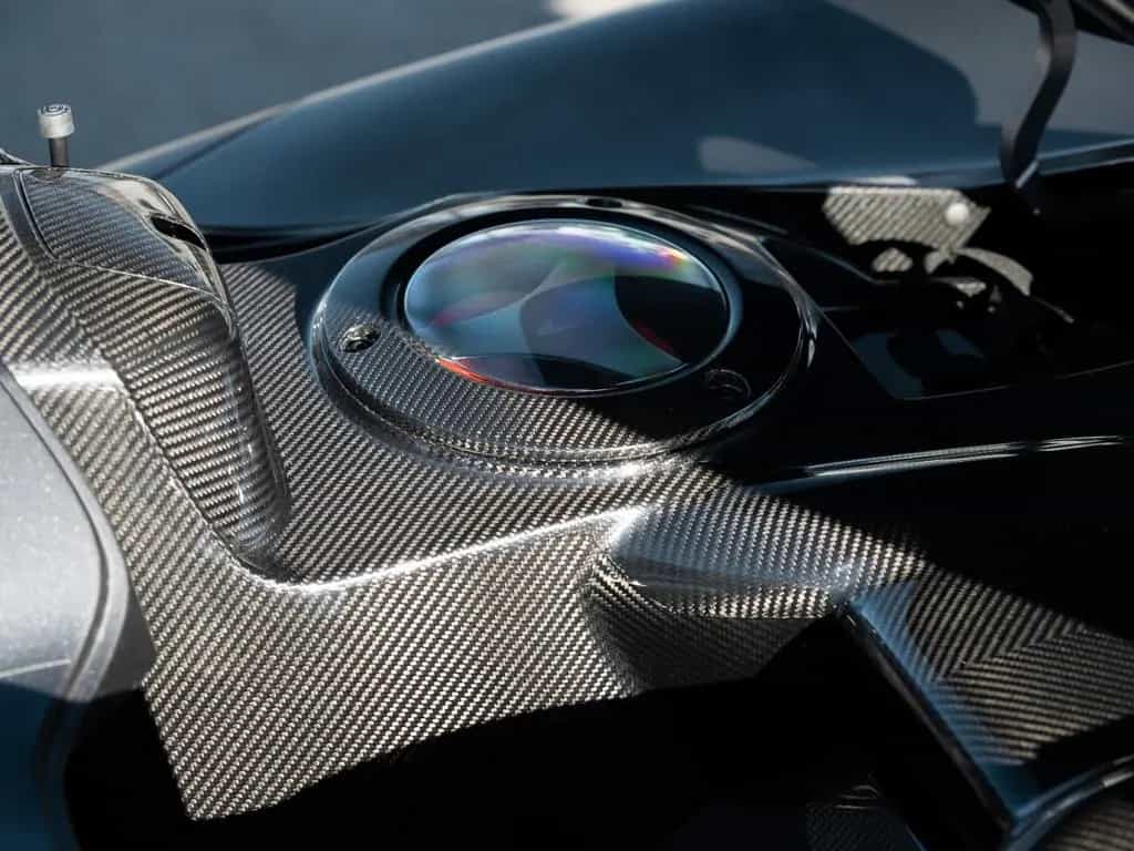 McLaren Elva XP1 / Satin Kilo Grey / Full Carbon Fibre null-photo-28