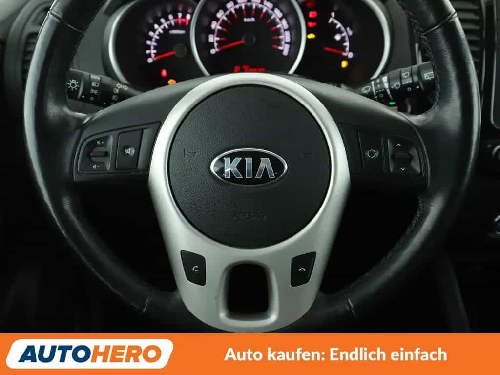 Kia Venga 1.6 Dream Team *ALU*SHZ*PDC*NAVI* 03/2018-photo-18