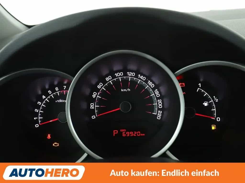 Kia Venga 1.6 Dream Team *ALU*SHZ*PDC*NAVI* 03/2018-photo-19
