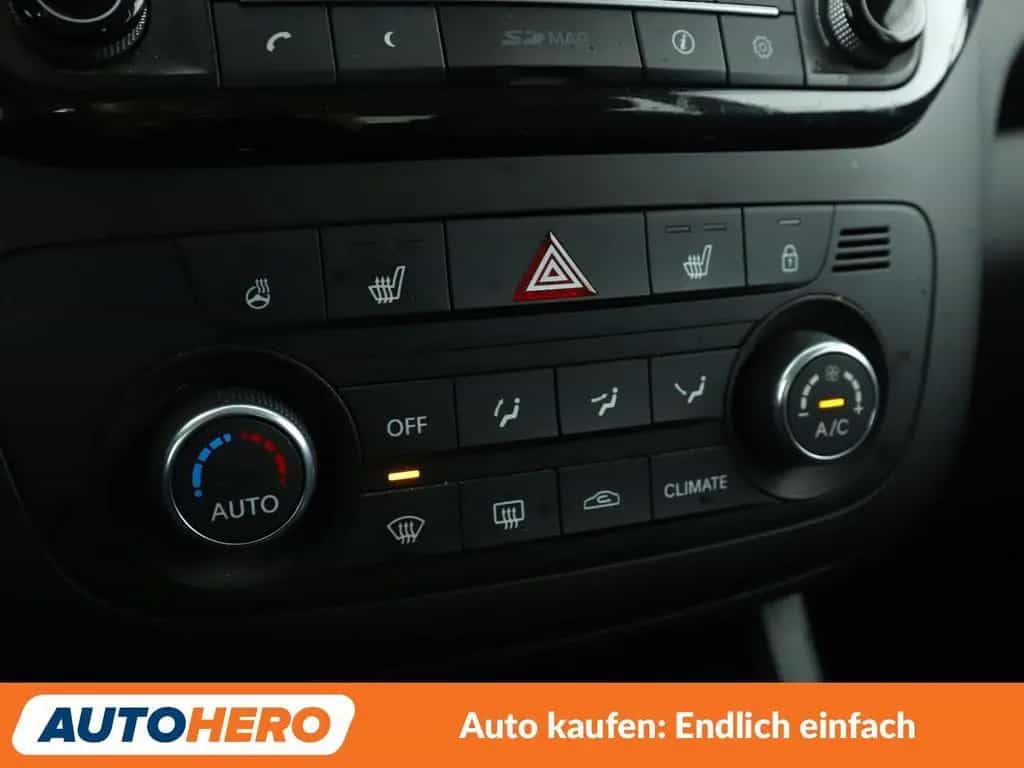 Kia Venga 1.6 Dream Team *ALU*SHZ*PDC*NAVI* 03/2018-photo-23