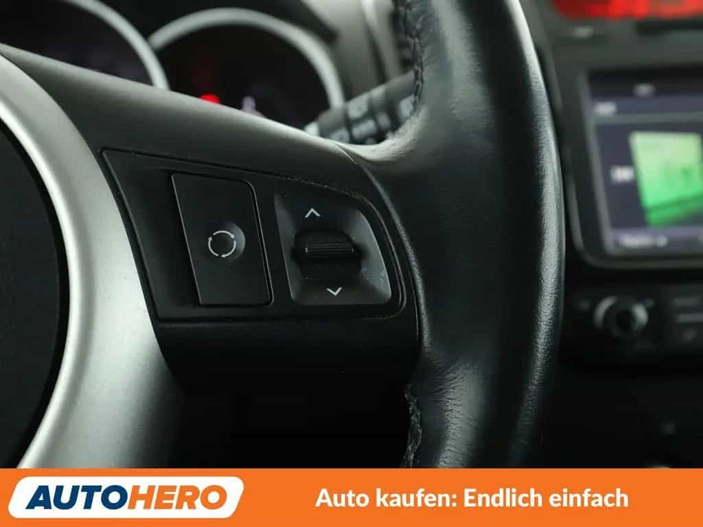 Kia Venga 1.6 Dream Team *ALU*SHZ*PDC*NAVI* 03/2018-photo-27