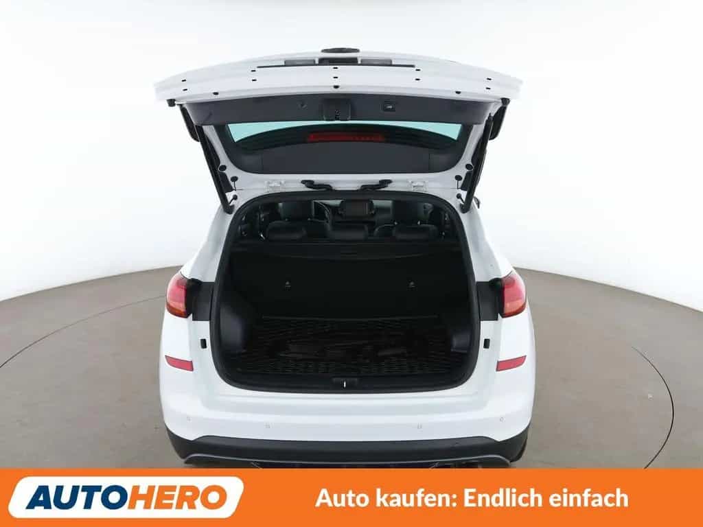 Hyundai TUCSON 1.6 TGDI N-Line 4WD Aut.*NAVI*LED*360°CAM 06/2019-photo-16