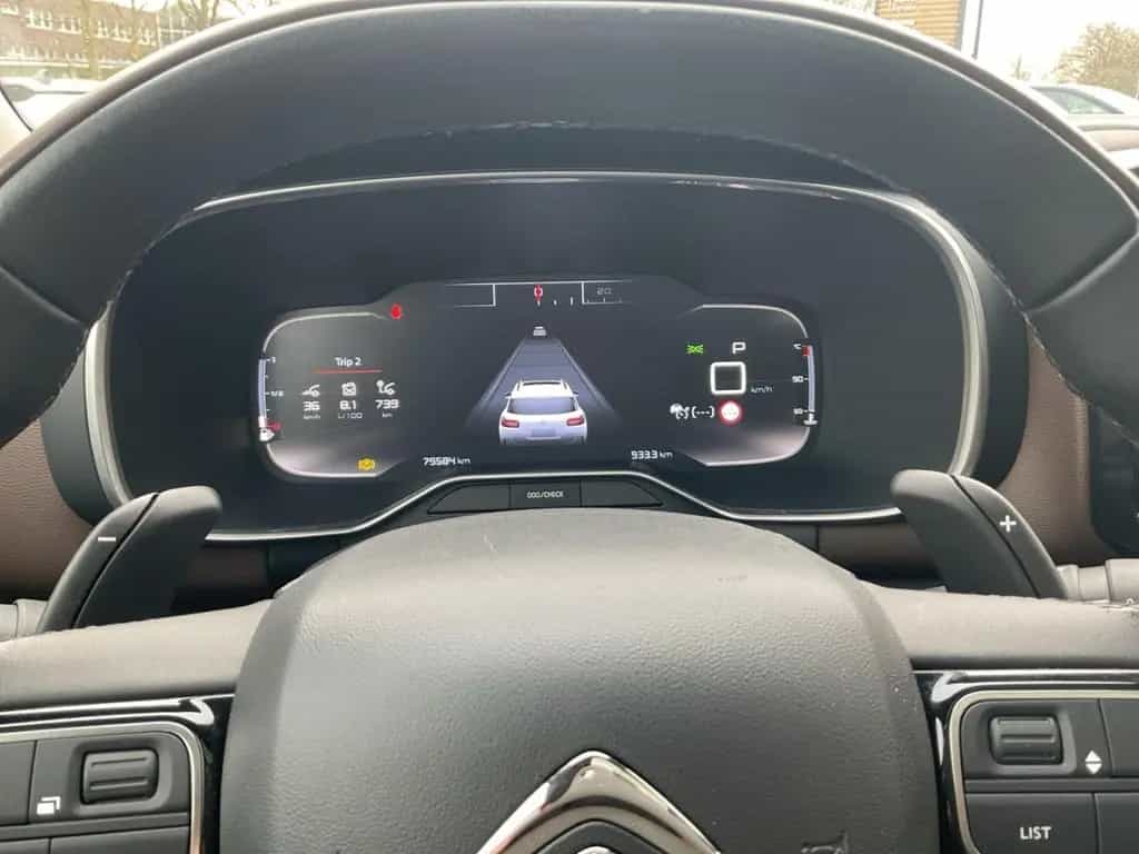 Citroën C5 Aircross HDI 180 EAT8 SHINE *Leder*AHK*Pano* 03/2019-photo-12