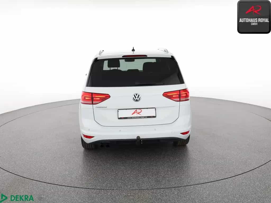 Volkswagen Touran 1.8 TSI HIGHLINE 7 SITZE MASSAGE,ACC,LED 08/2018-photo-3
