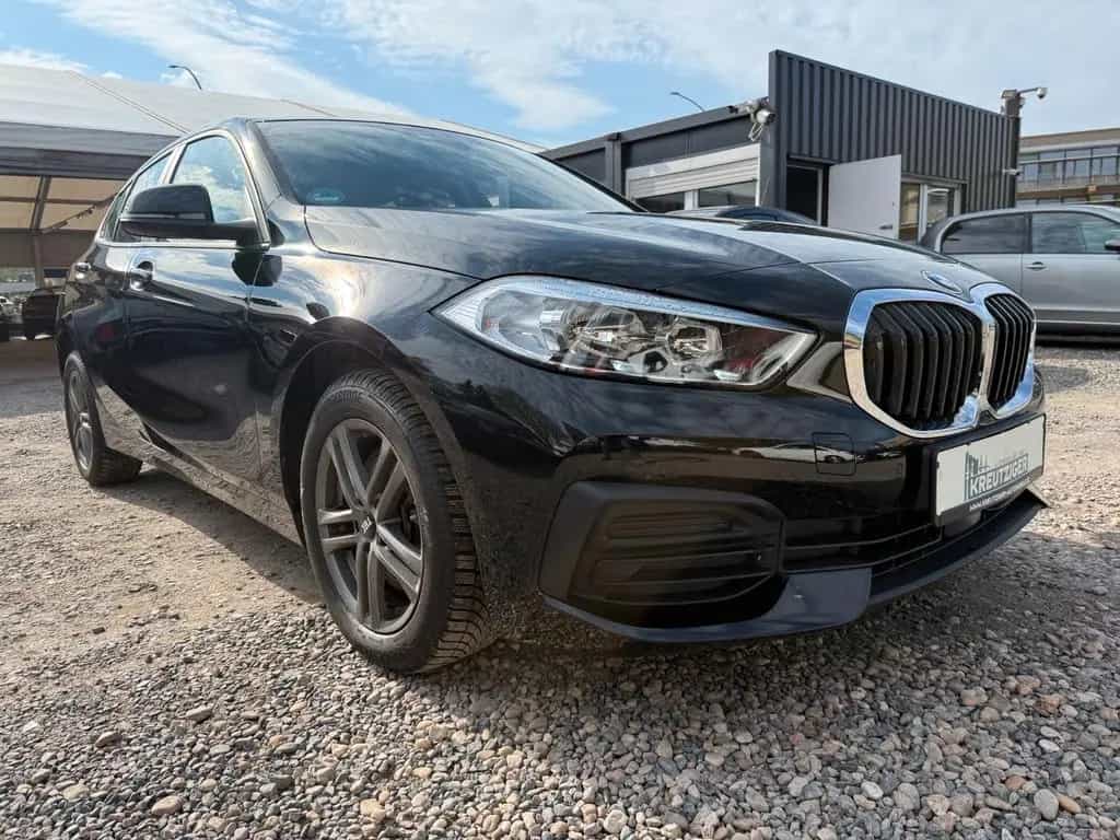 BMW 1 Series 118 11/2020-photo-0