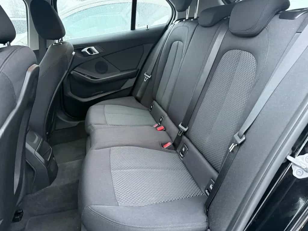 BMW 1 Series 118 11/2020-photo-7