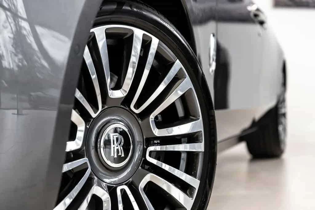 Rolls-Royce Ghost 2 year service & warranty 01/2022-photo-24