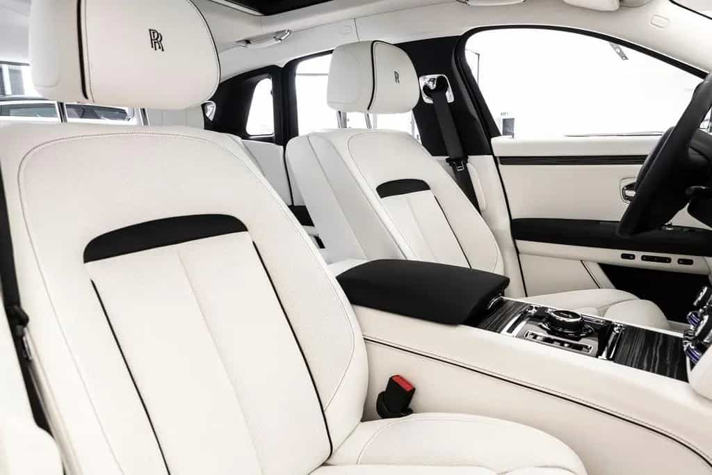 Rolls-Royce Ghost 2 year service & warranty 01/2022-photo-7