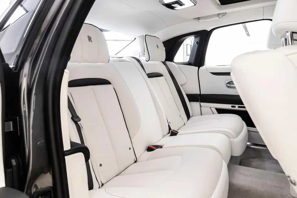 Rolls-Royce Ghost 2 year service & warranty 01/2022-photo-8