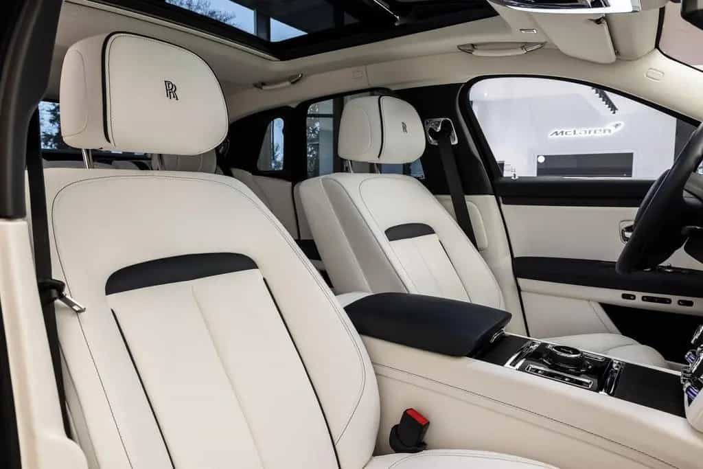 Rolls-Royce Ghost 2 year service & warranty 02/2022-photo-16