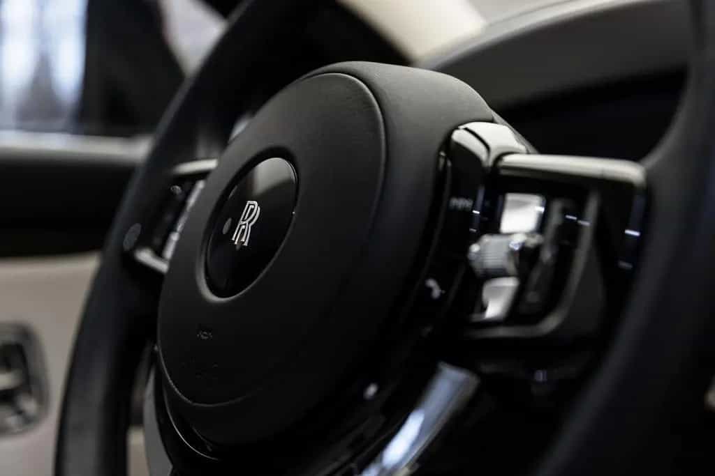 Rolls-Royce Ghost 2 year service & warranty 02/2022-photo-23
