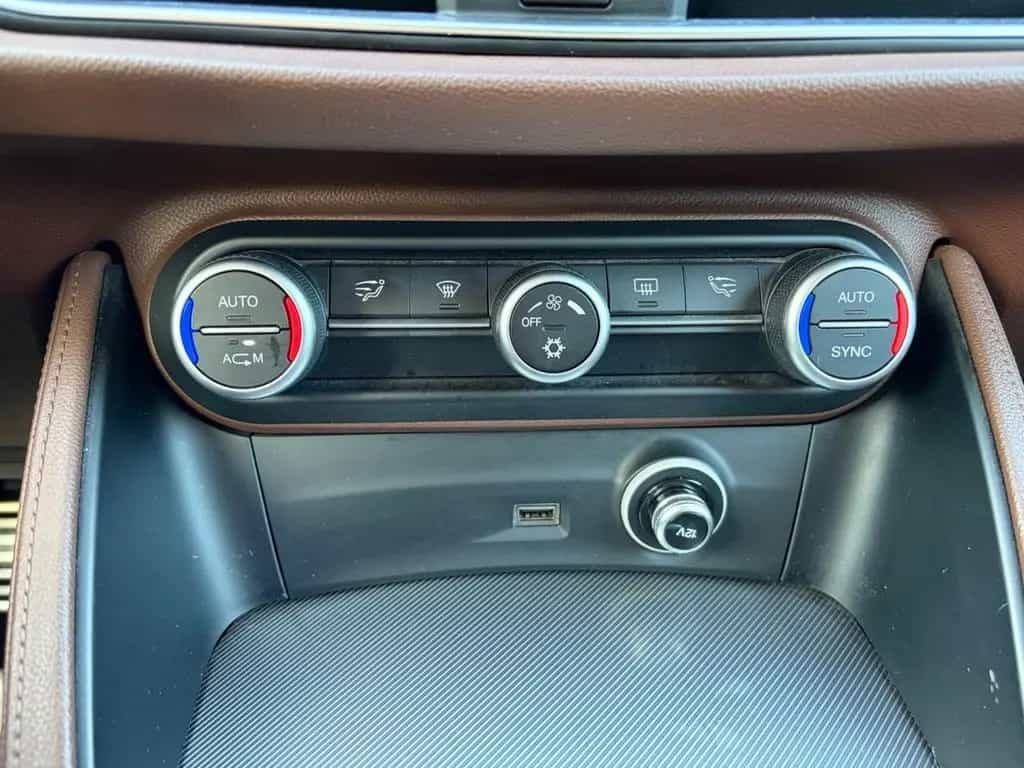 Alfa Romeo Stelvio 2.2 Turbodiesel 210 CV AT8 Q4 08/2018-photo-12