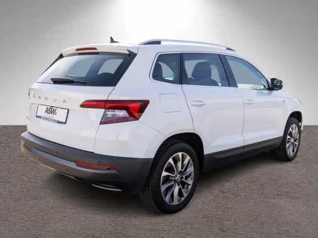 Skoda Karoq Clever 1,5 TSI DSG NAVI AHK PANO Standhz 12/2021-photo-1