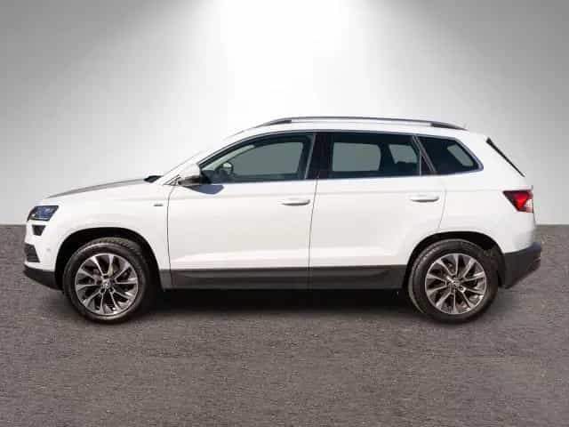 Skoda Karoq Clever 1,5 TSI DSG NAVI AHK PANO Standhz 12/2021-photo-2