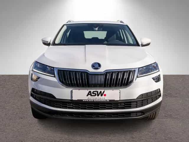 Skoda Karoq Clever 1,5 TSI DSG NAVI AHK PANO Standhz 12/2021-photo-3