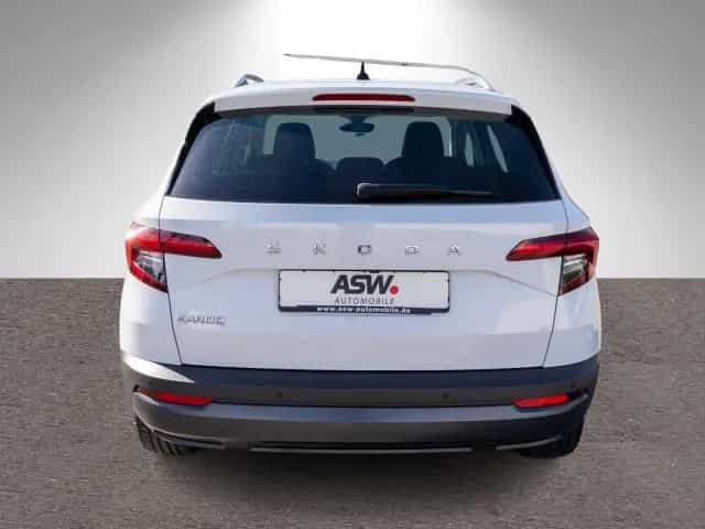 Skoda Karoq Clever 1,5 TSI DSG NAVI AHK PANO Standhz 12/2021-photo-4