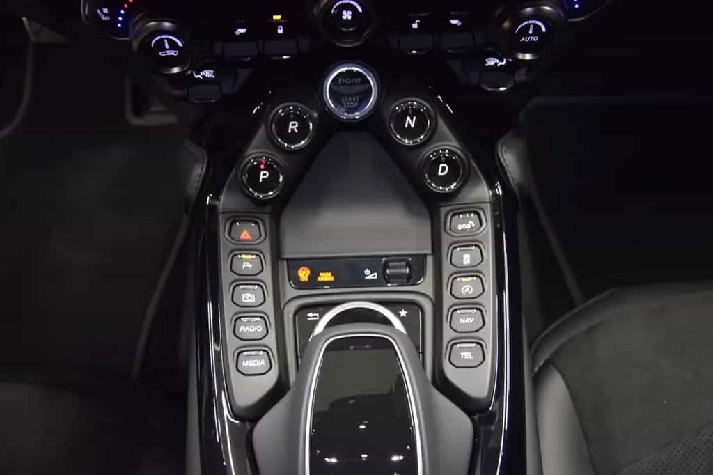 Aston Martin V8 Vantage 4.0 V8 02/2027 Garantie 03/2023-photo-28