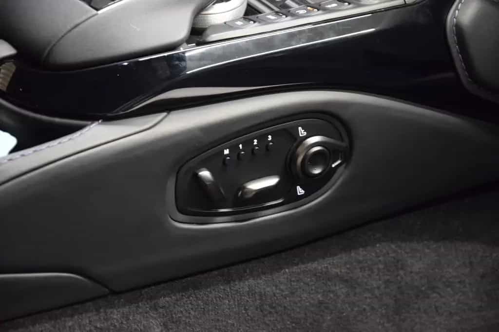 Aston Martin V8 Vantage 4.0 V8 02/2027 Garantie 03/2023-photo-30
