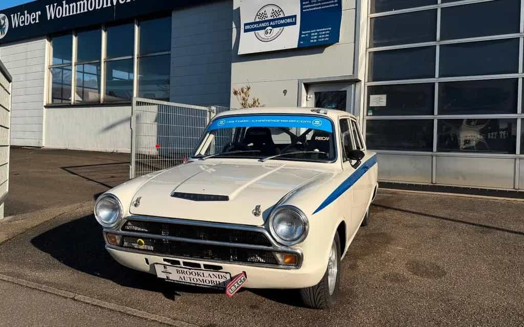 Lotus Cortina Rennwagen mit Straßenzulassung 04/1966-photo-0