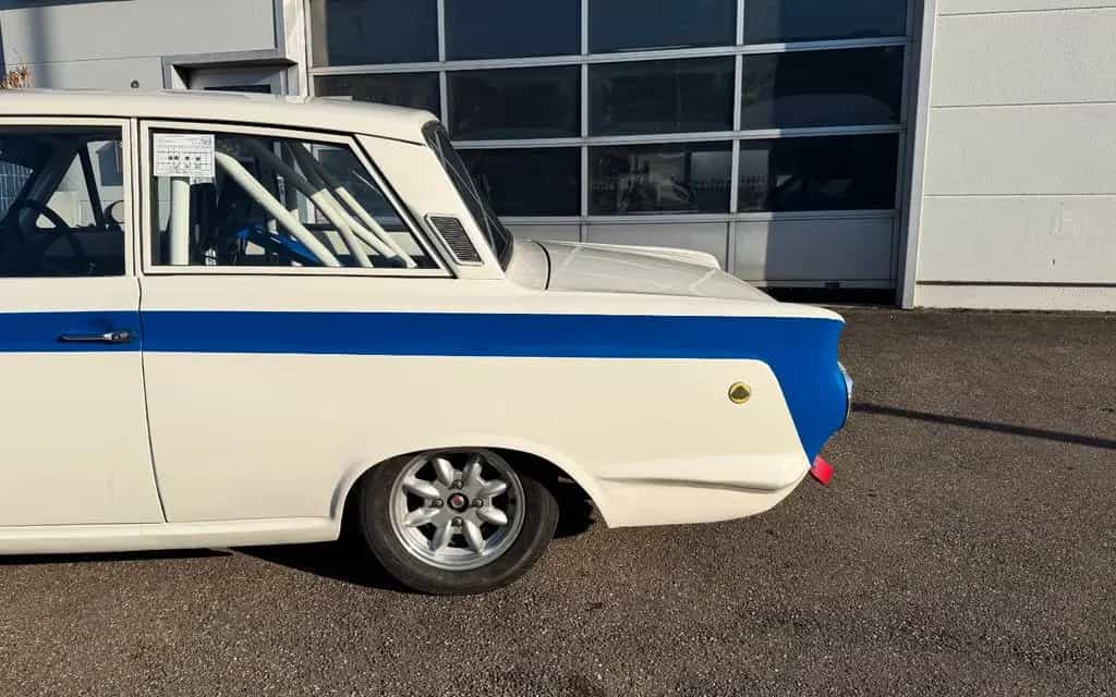 Lotus Cortina Rennwagen mit Straßenzulassung 04/1966-photo-19