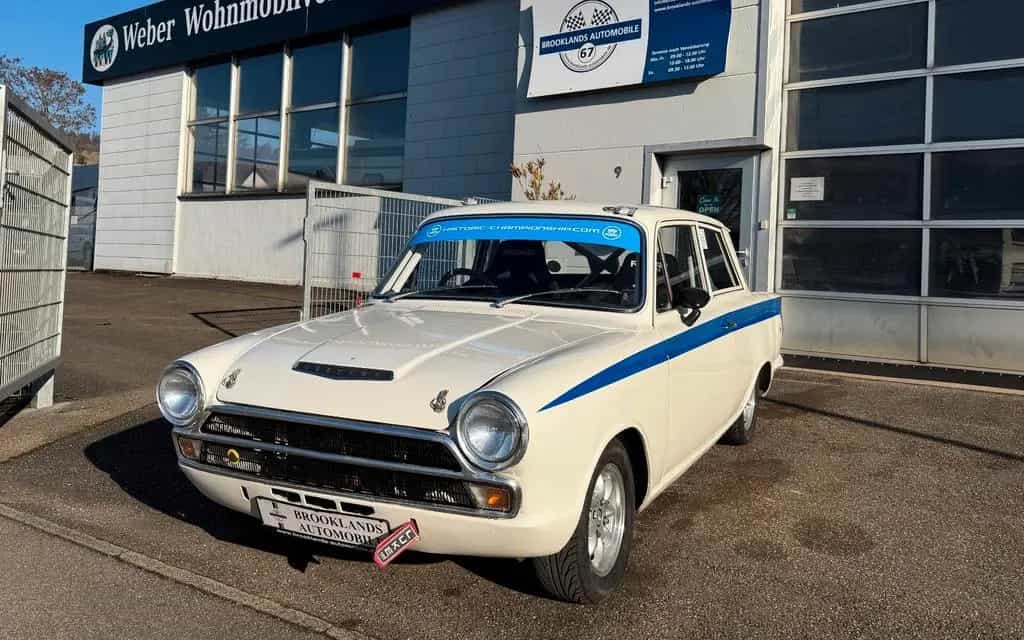 Lotus Cortina Rennwagen mit Straßenzulassung 04/1966-photo-20