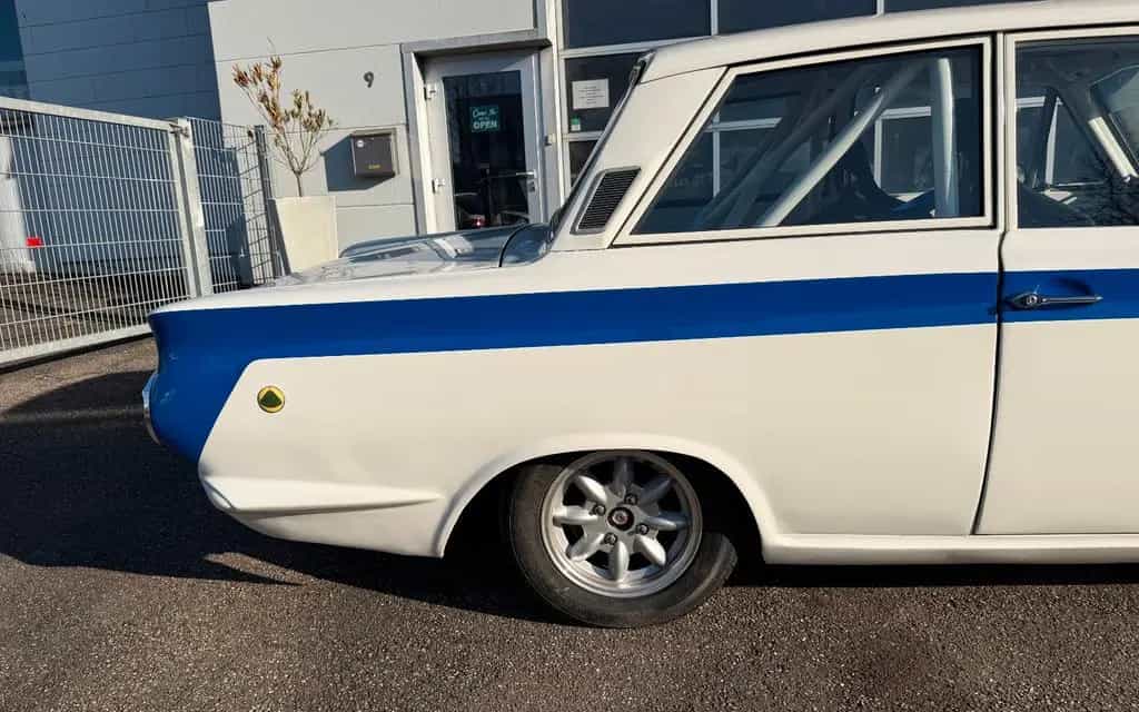 Lotus Cortina Rennwagen mit Straßenzulassung 04/1966-photo-27