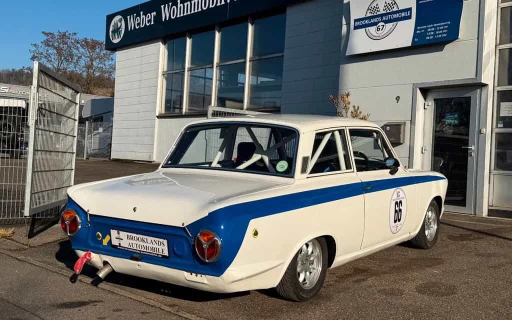 Lotus Cortina Rennwagen mit Straßenzulassung 04/1966-photo-37