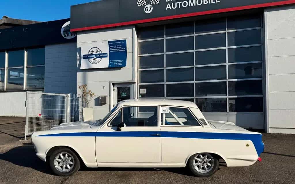 Lotus Cortina Rennwagen mit Straßenzulassung 04/1966-photo-5