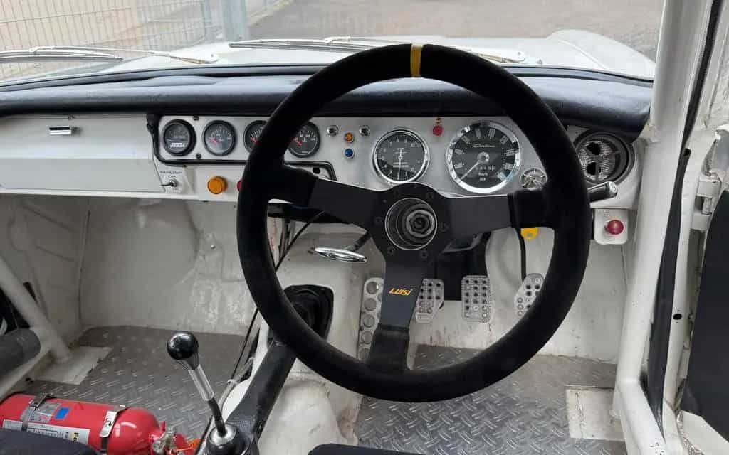 Lotus Cortina Rennwagen mit Straßenzulassung 04/1966-photo-7