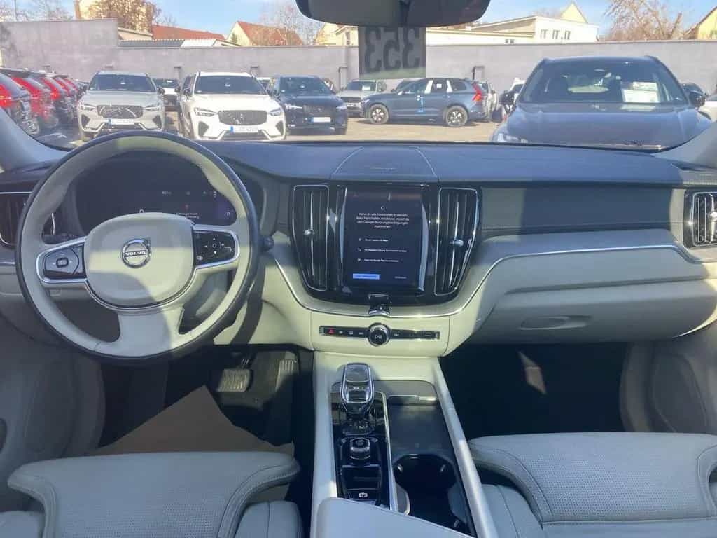 Volvo XC60 B5 AWD Ultimate Dark 360° ACC H&K HUD LED 12/2022-photo-15