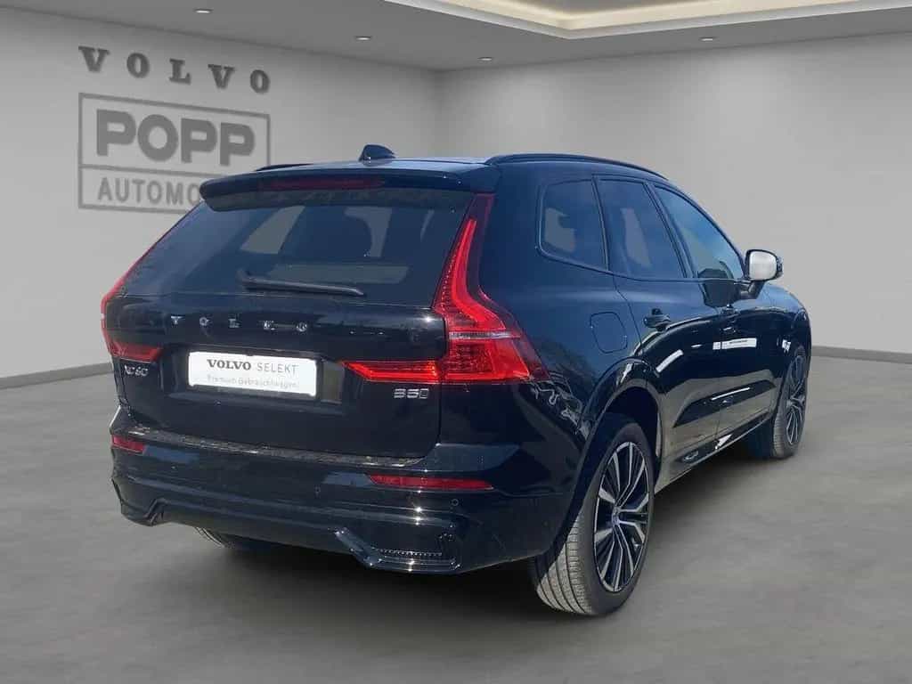 Volvo XC60 B5 AWD Ultimate Dark 360° ACC H&K HUD LED 12/2022-photo-5