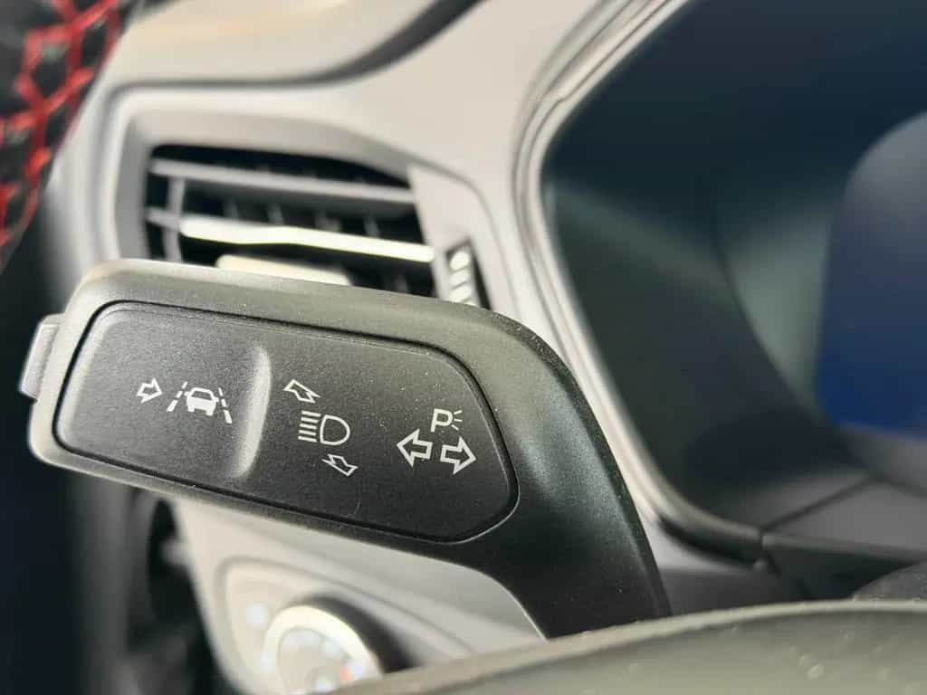 Ford Focus Turnier ST-Line 1.0 Navi Keyless Kamera 11/2020-photo-16
