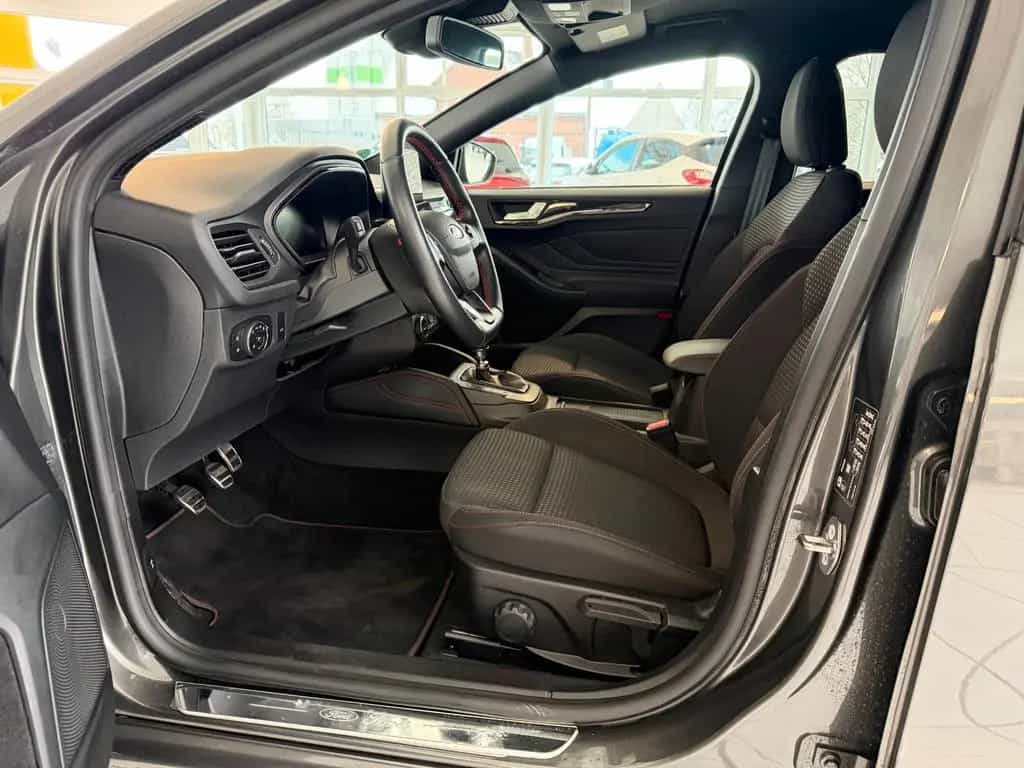 Ford Focus Turnier ST-Line 1.0 Navi Keyless Kamera 11/2020-photo-9