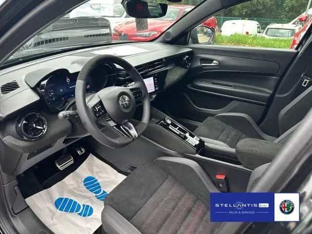 Alfa Romeo Junior 1.2 Mild Hybrid Special Junior 1.2 VGT Mi 01/2026-photo-13