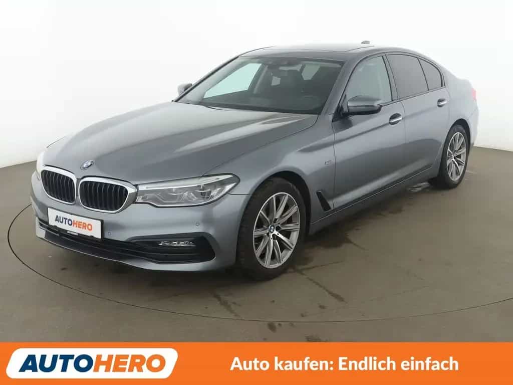 BMW 5 Series 540i xDrive Sport Line Aut.*NAVI*LED*HUD*CAM* 08/2017-photo-0