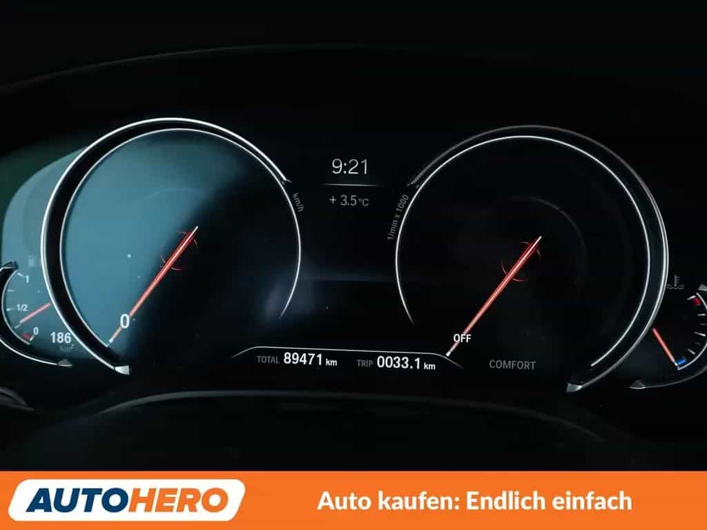 BMW 5 Series 540i xDrive Sport Line Aut.*NAVI*LED*HUD*CAM* 08/2017-photo-19