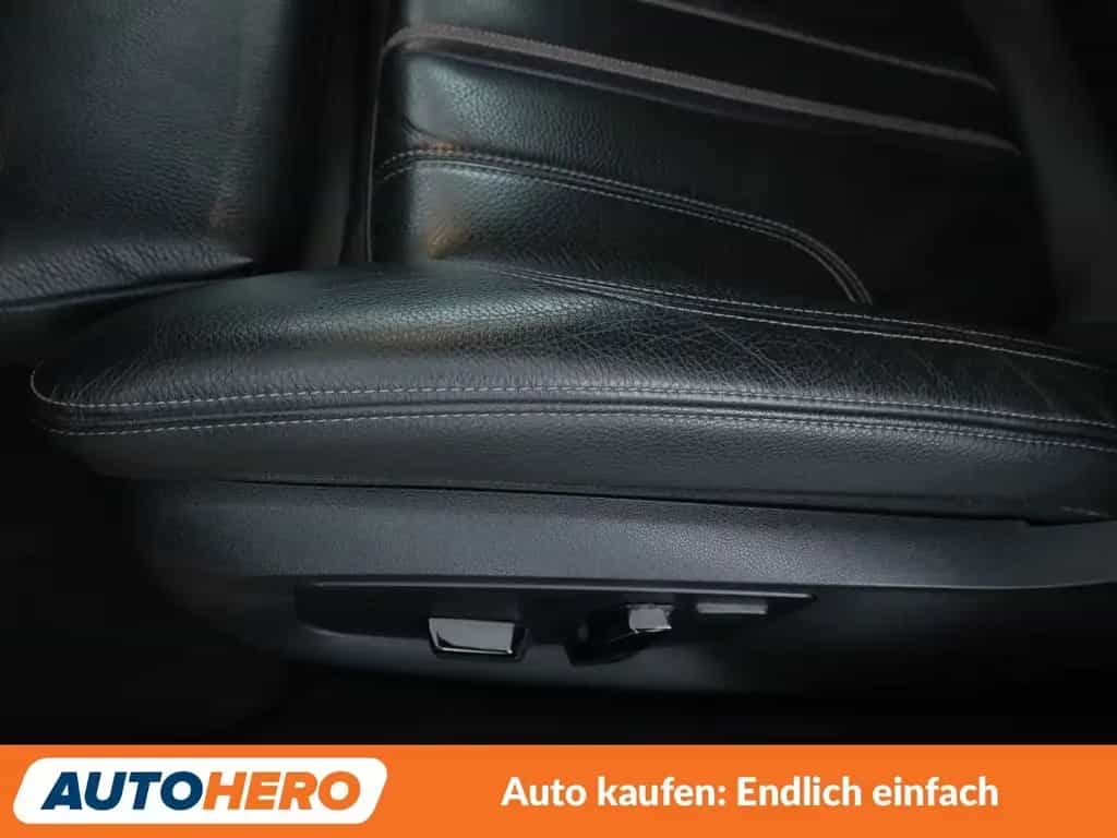 BMW 5 Series 540i xDrive Sport Line Aut.*NAVI*LED*HUD*CAM* 08/2017-photo-28
