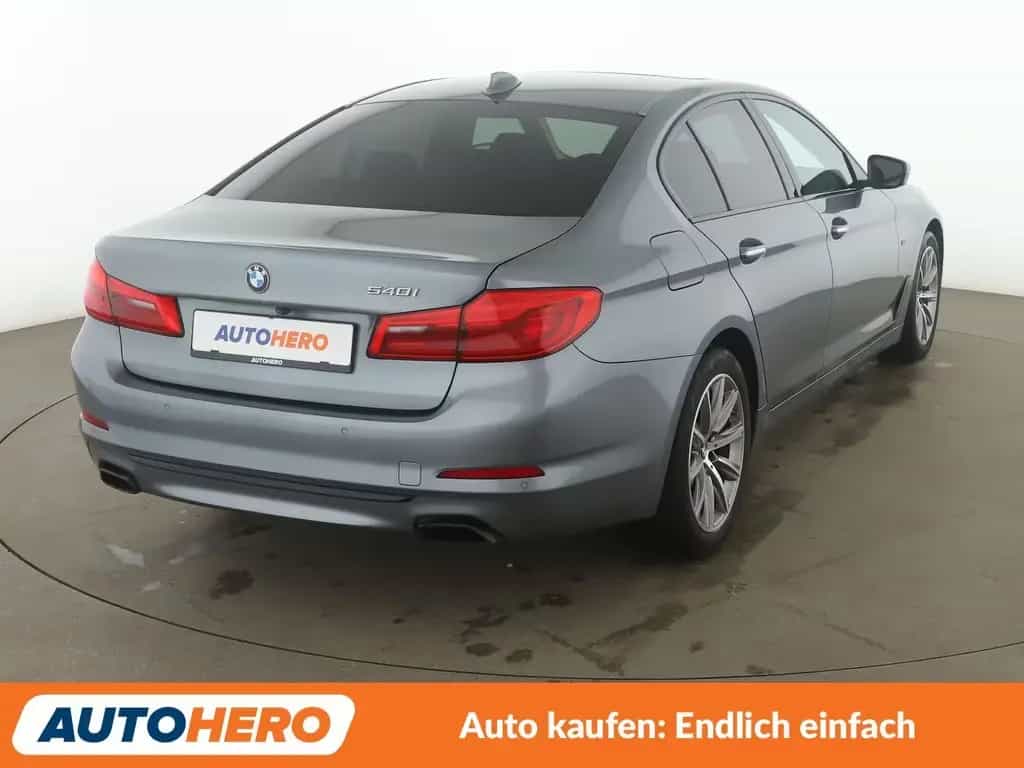 BMW 5 Series 540i xDrive Sport Line Aut.*NAVI*LED*HUD*CAM* 08/2017-photo-5