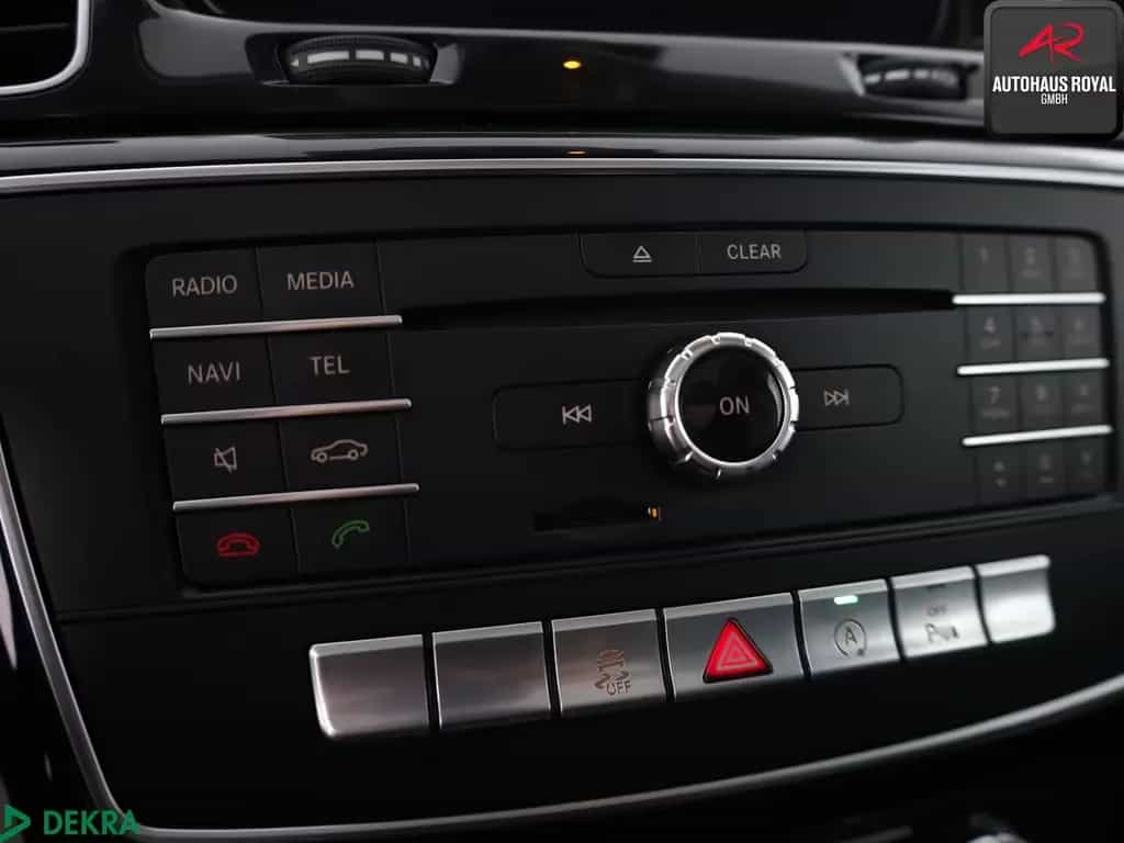 Mercedes-Benz GLE 250 d 4M AMG PANO,CARPLAY,COMAND,LEDILS,1.HD 08/2017-photo-17