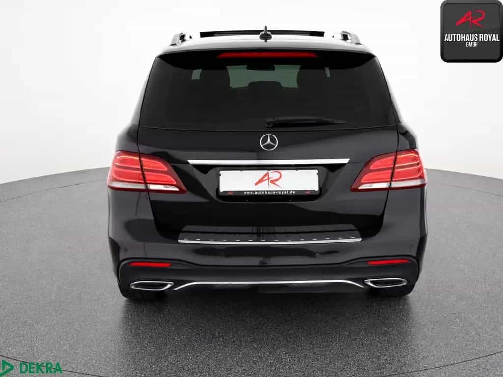 Mercedes-Benz GLE 250 d 4M AMG PANO,CARPLAY,COMAND,LEDILS,1.HD 08/2017-photo-3