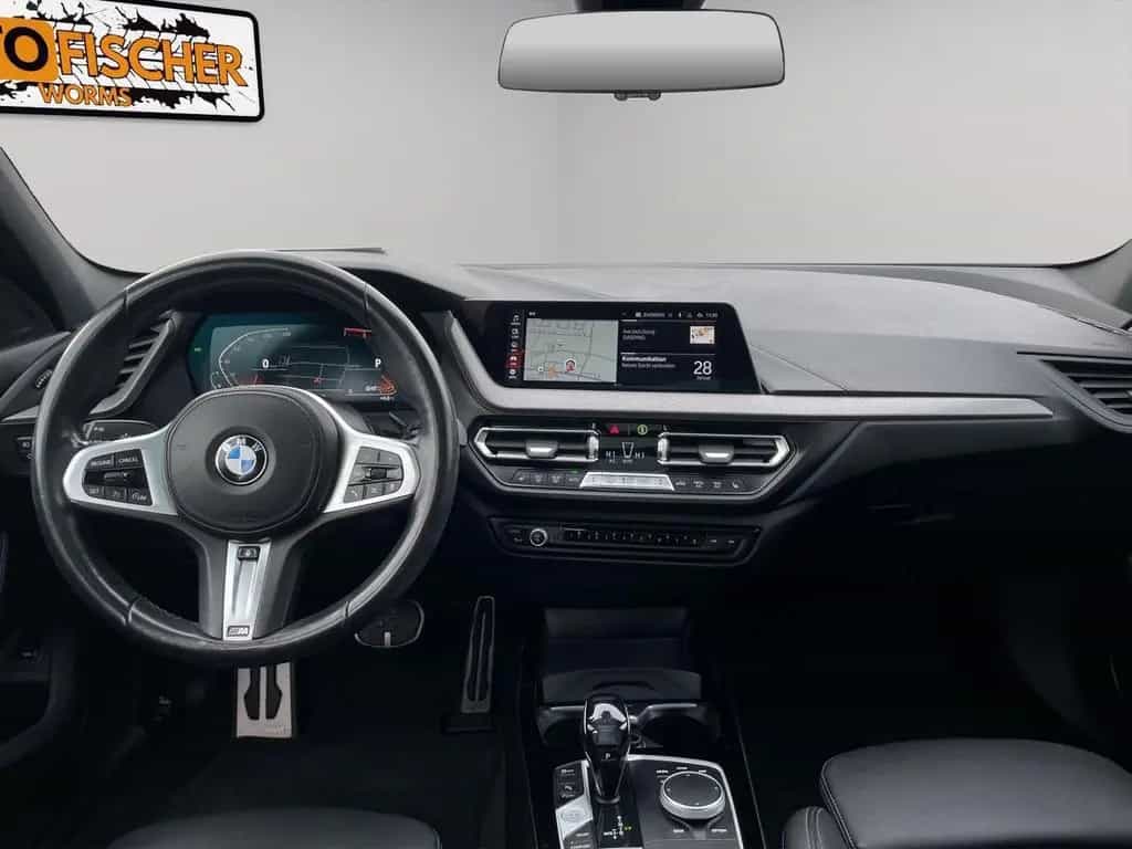BMW 1 Series 118 i M Sport  LED   HUD  Pano  Kamera 10/2019-photo-10