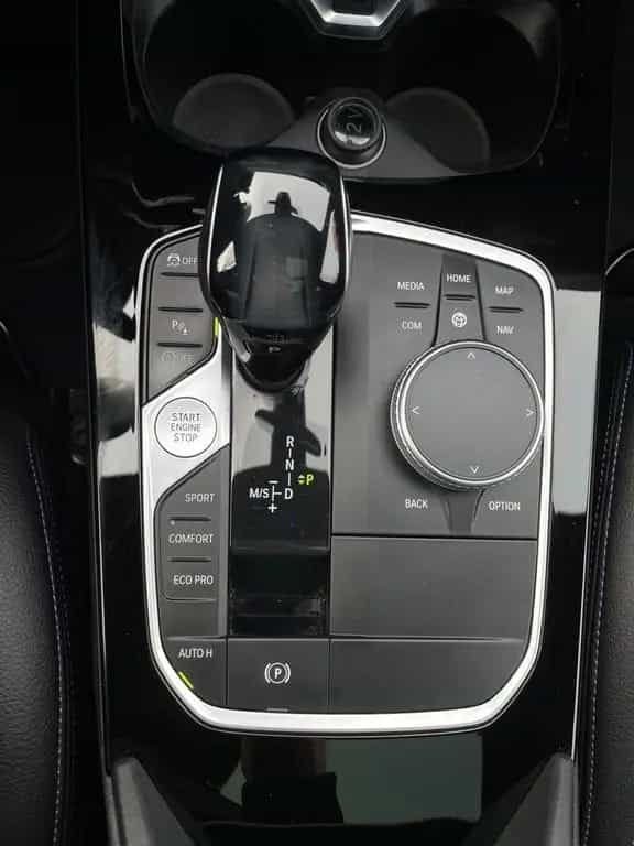 BMW 1 Series 118 i M Sport  LED   HUD  Pano  Kamera 10/2019-photo-19