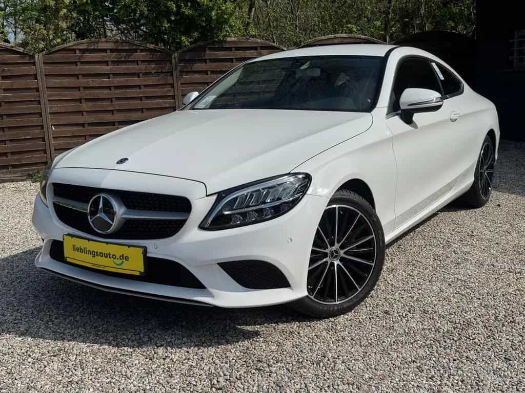 Mercedes-Benz C-Class 180 Coupé 9G LED Navi Kamera 18" Ambientelicht 10/2018-photo-0
