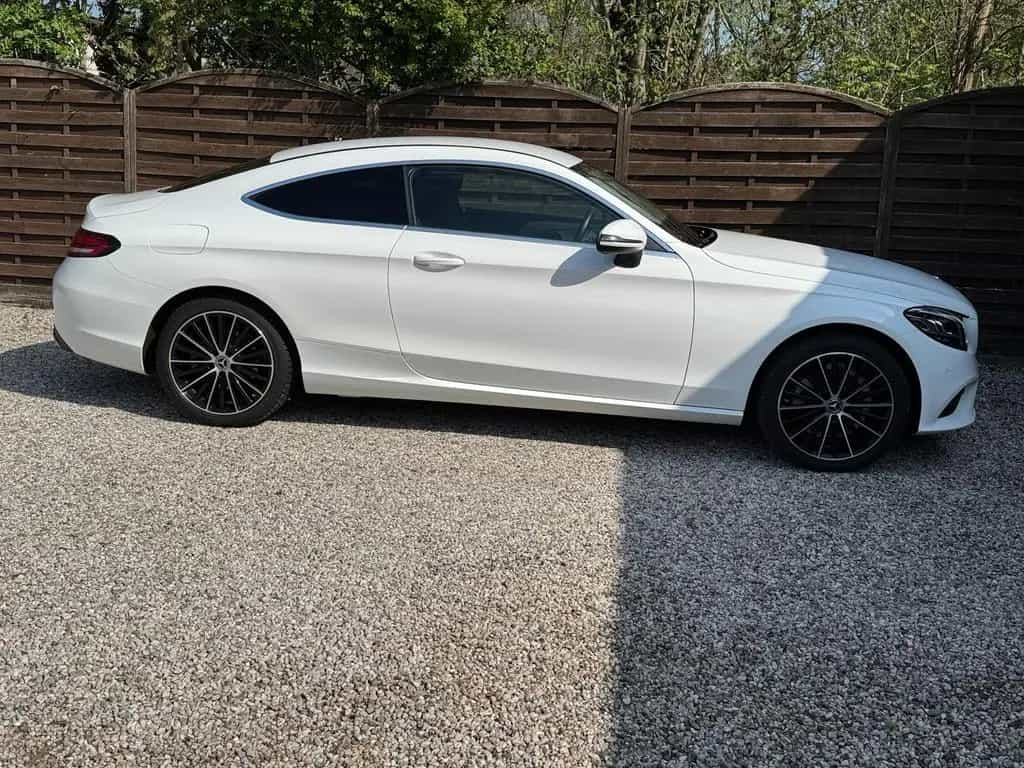 Mercedes-Benz C-Class 180 Coupé 9G LED Navi Kamera 18" Ambientelicht 10/2018-photo-2