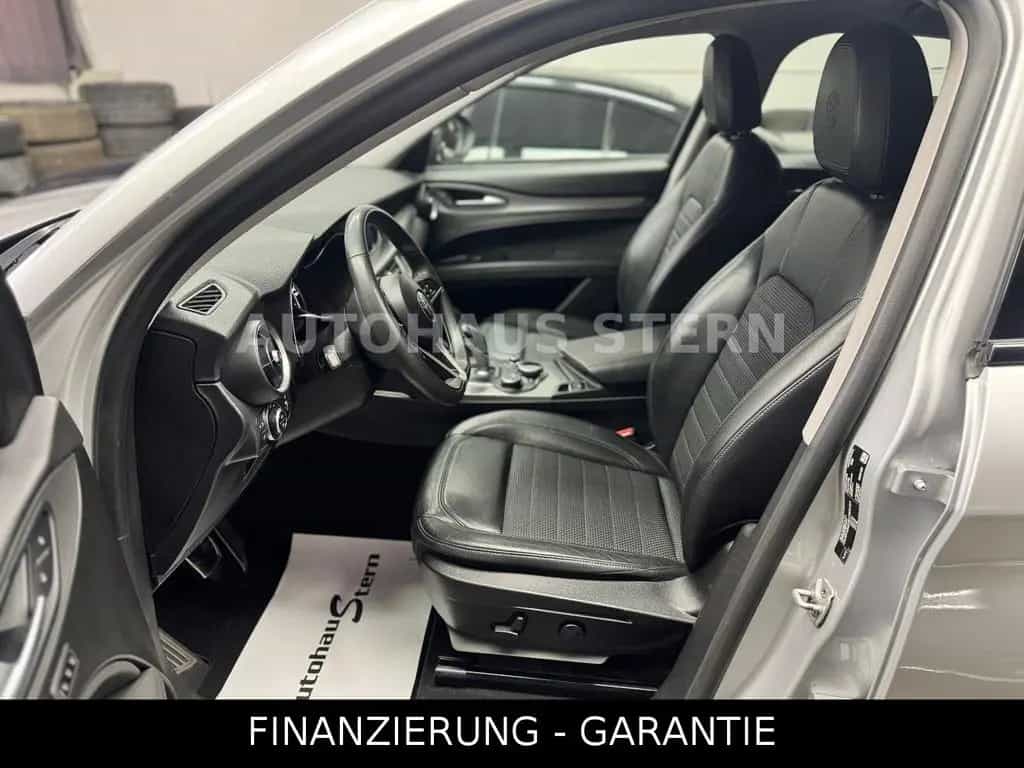 Alfa Romeo Stelvio Super Kamera Spur 8fach DAB Tempomat 05/2017-photo-15