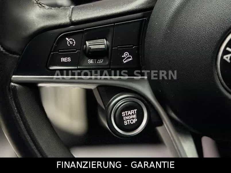 Alfa Romeo Stelvio Super Kamera Spur 8fach DAB Tempomat 05/2017-photo-23