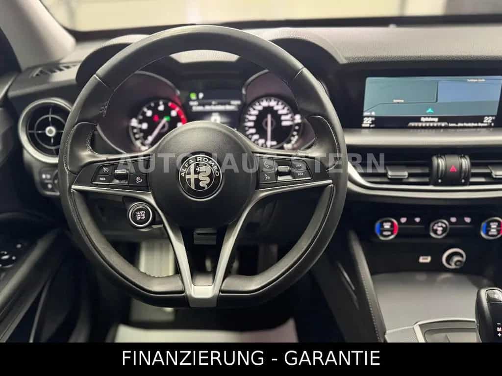 Alfa Romeo Stelvio Super Kamera Spur 8fach DAB Tempomat 05/2017-photo-24