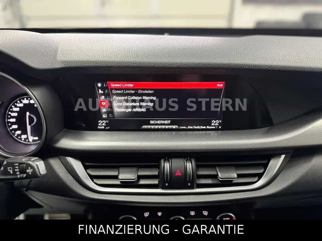 Alfa Romeo Stelvio Super Kamera Spur 8fach DAB Tempomat 05/2017-photo-31