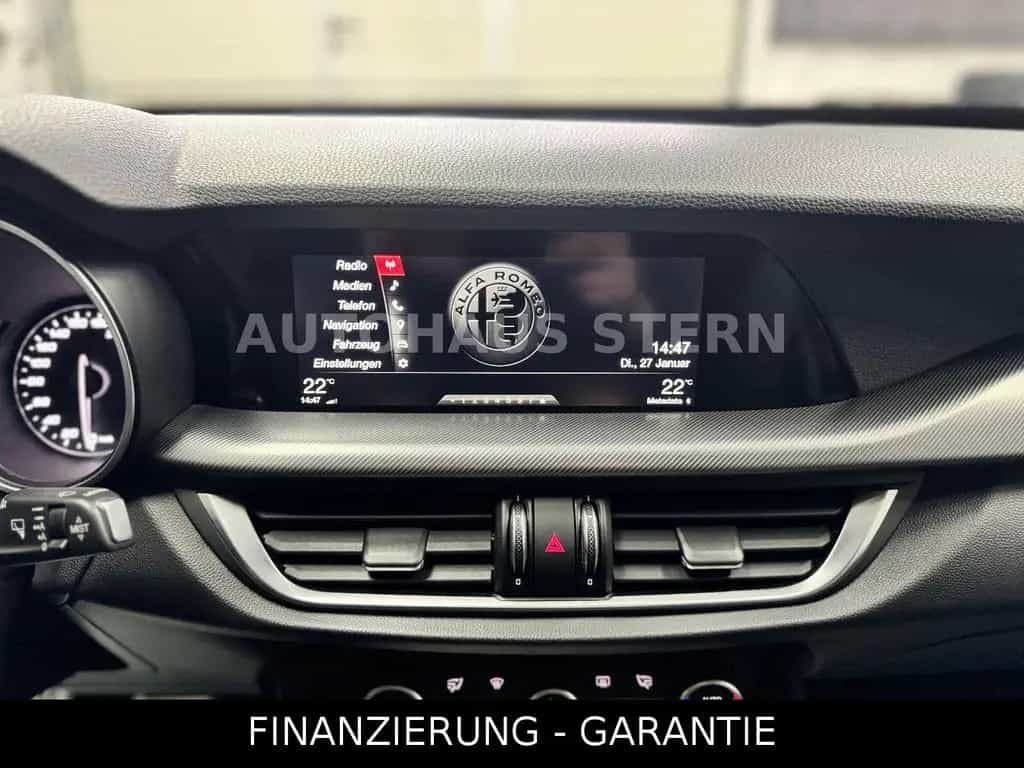 Alfa Romeo Stelvio Super Kamera Spur 8fach DAB Tempomat 05/2017-photo-34